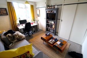 Bedroom- click for photo gallery